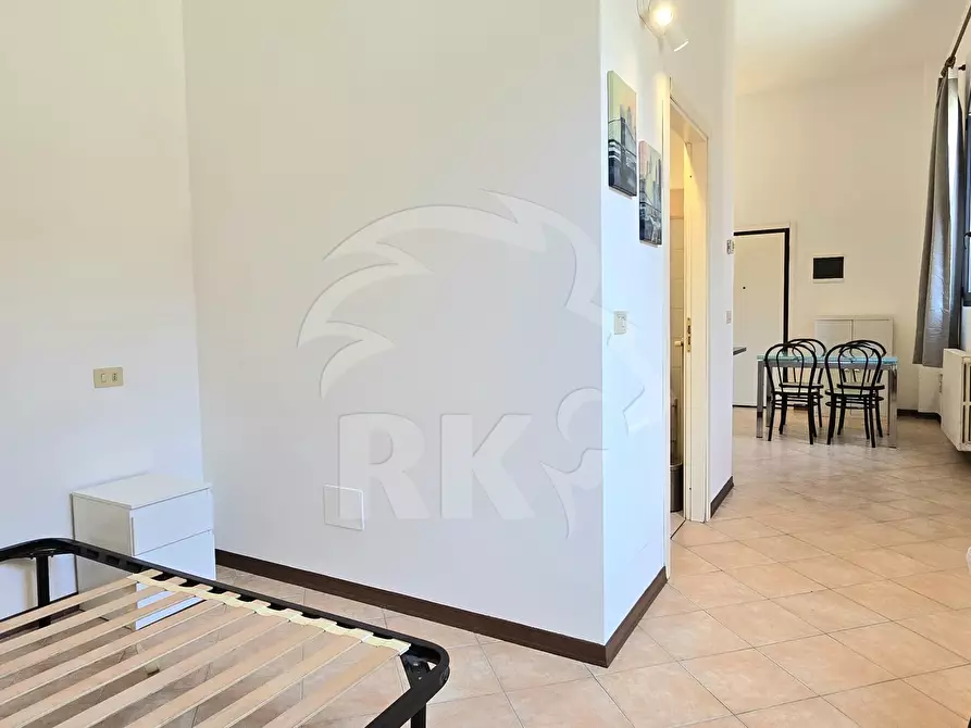 Immagine 6 di Monolocale in affitto  a Bologna