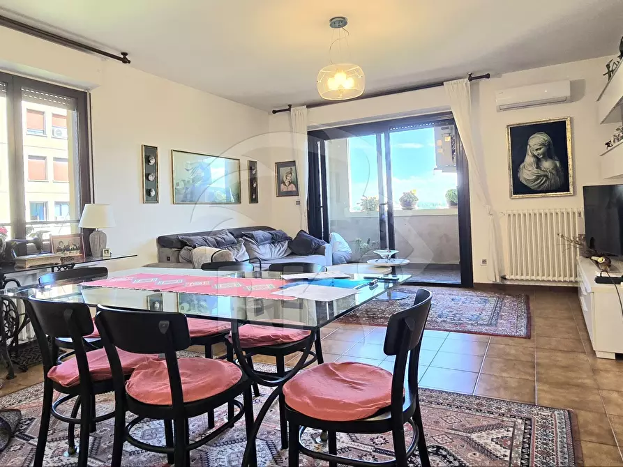 Immagine 18 di Pentalocale in vendita  in Via di Corticella 229 a Bologna
