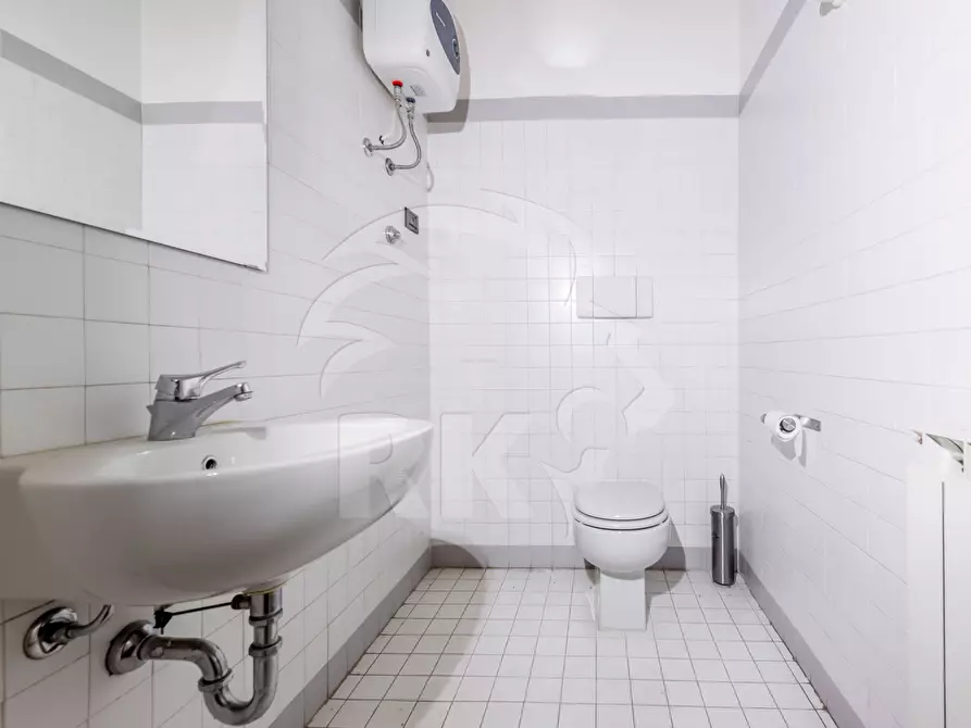 Immagine 13 di Quadrilocale in affitto  in Piazza de' Calderini 1 a Bologna