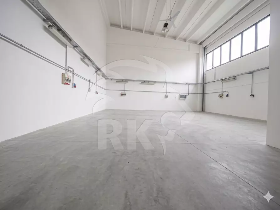 Immagine 10 di Attività artigianale in affitto  in Via dell'Artigiano 49 a Pianoro