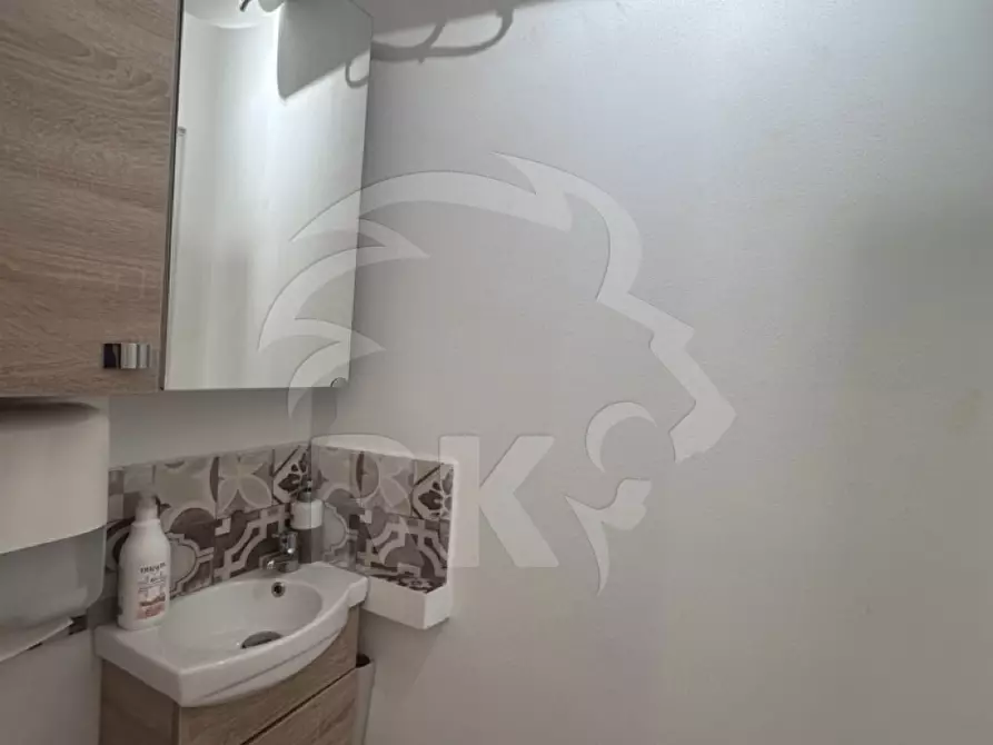 Immagine 6 di Locale commerciale in affitto  in via d'azeglio 51 a Bologna