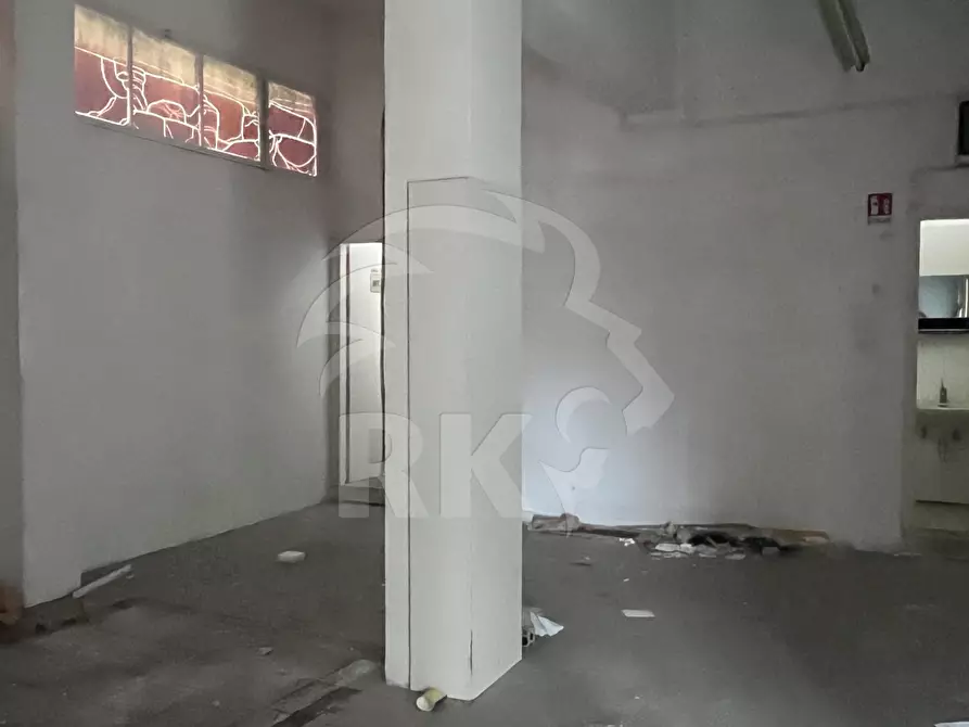 Immagine 10 di Locale commerciale in vendita  in VIA del PAVONE 73 a Ferrara