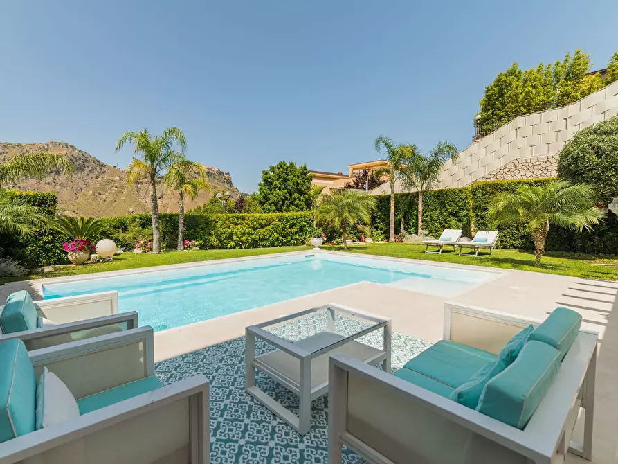 Immagine 2 di Appartamento in vendita  in Contrada Mastrissa 1000 a Taormina