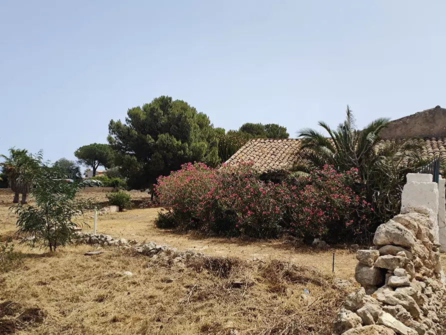 Immagine 9 di Rustico / casale in vendita  in Via dell'Opale 10 a Siracusa