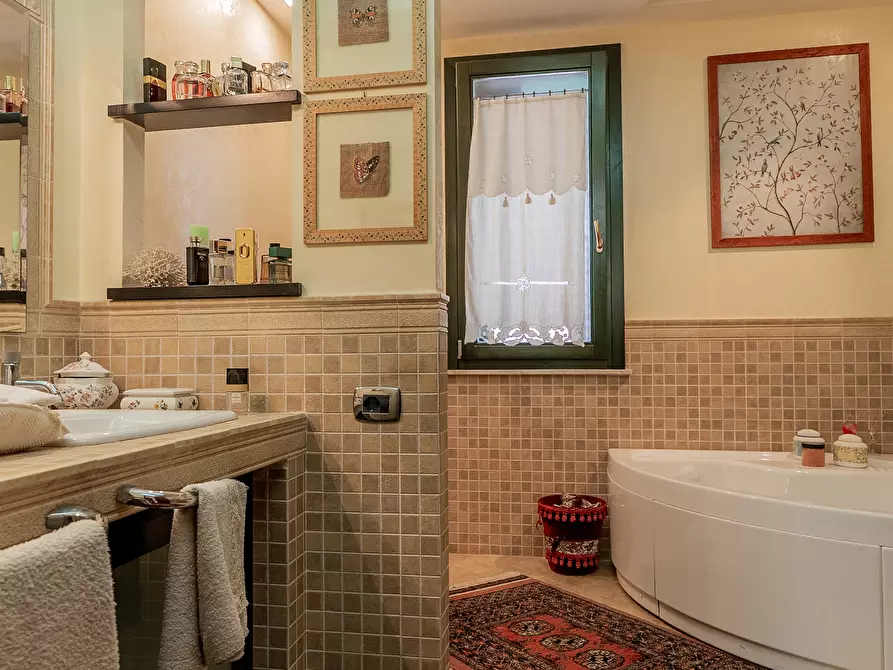 Immagine 24 di Attico in vendita  in viale scala greca a Siracusa