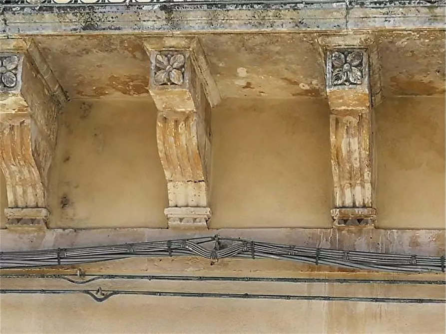 Immagine 3 di Casa indipendente in vendita  a Noto