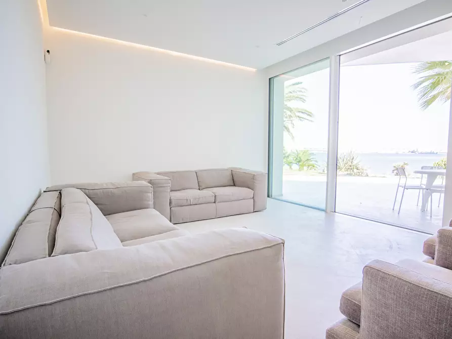 Immagine 30 di Villa in vendita  in Via La Maddalena 35 a Siracusa