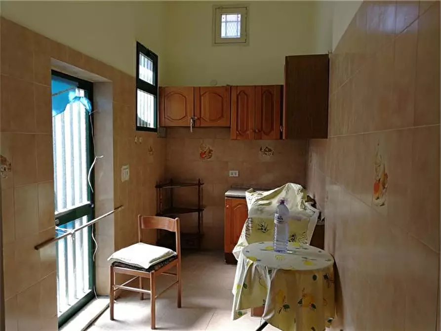 Immagine 11 di Casa indipendente in vendita  a Noto