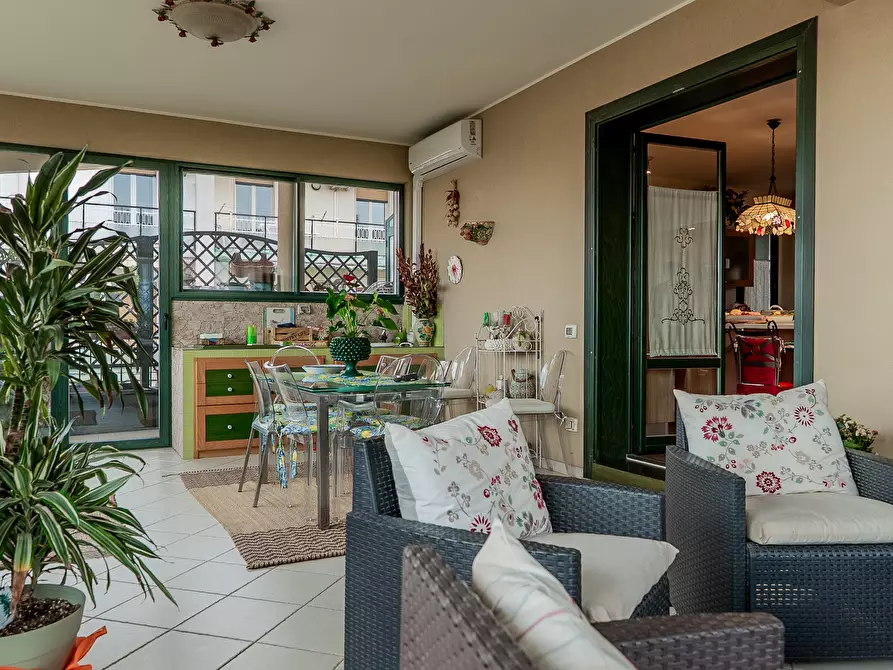 Immagine 53 di Attico in vendita  in viale scala greca a Siracusa