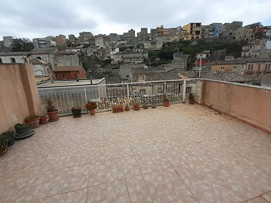 Immagine 1 di Casa indipendente in vendita  in Via Calendoli 5 a Palazzolo Acreide