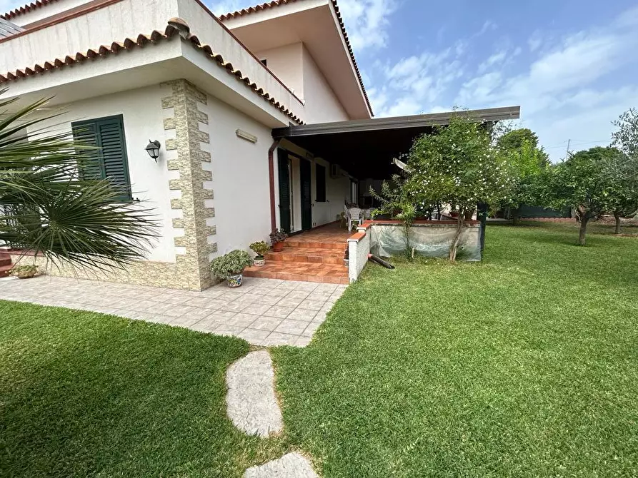 Immagine 8 di Villa in vendita  in lido di noto a Noto