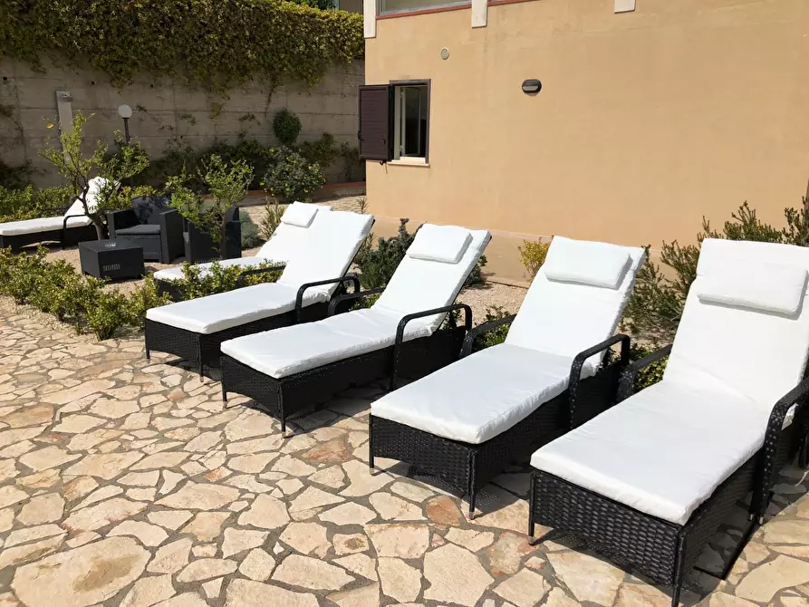 Immagine 36 di Villa in vendita  in Via Roma 21 a Taormina