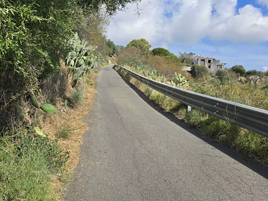 Immagine 12 di Terreno agricolo in vendita  in c,da mastrissa a Castelmola
