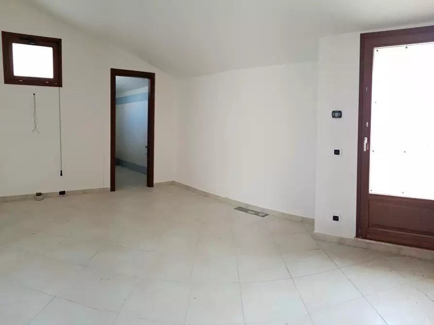 Immagine 6 di Appartamento in vendita  in Via Vittorio Emanuele III 581 a Canicattini Bagni