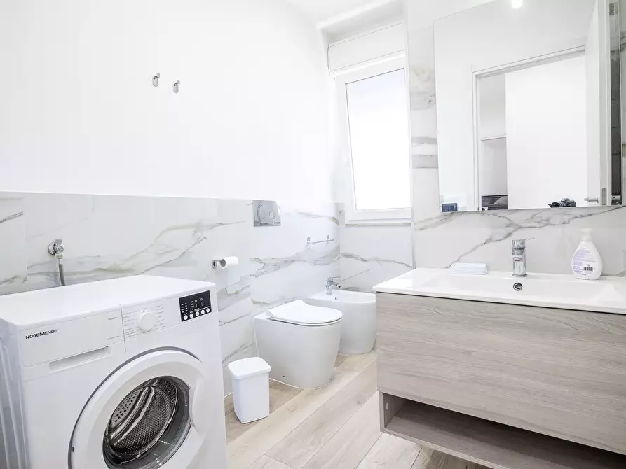 Immagine 15 di Villa in vendita  in Via Costa del Sole 37 a Siracusa