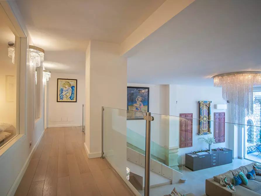 Immagine 79 di Villa in vendita  in Salita Giafari 25 a Taormina