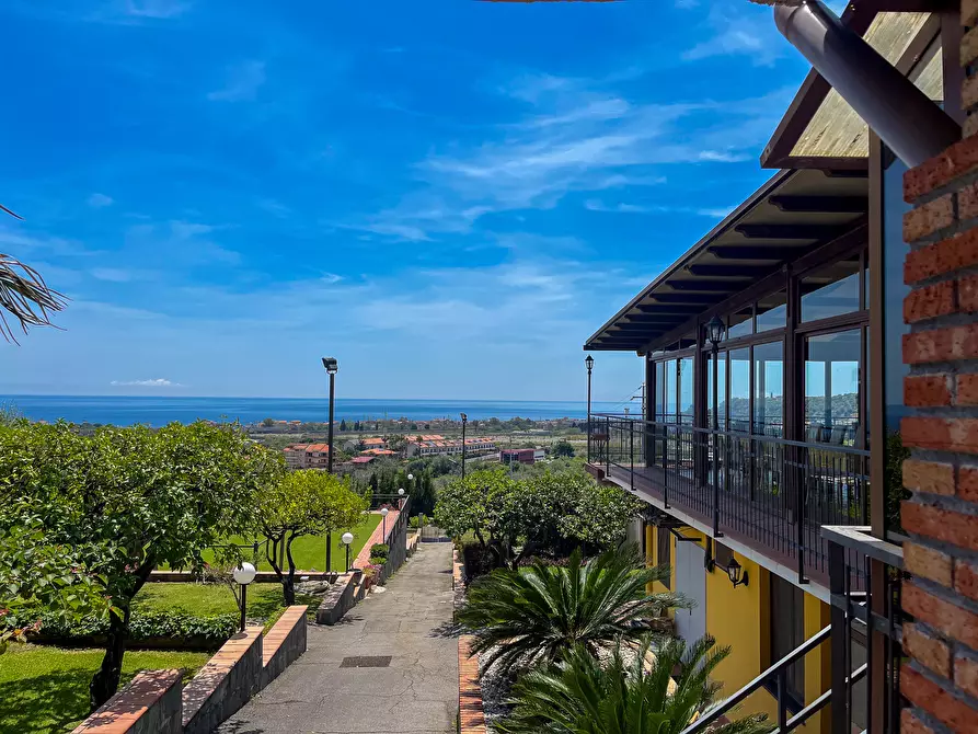 Immagine 42 di Albergo/B&B/Residence in vendita  in Via Panoramica Maria Teresa d'Austria 58 a Taormina