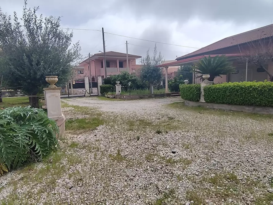 Immagine 14 di Villa in vendita  in Via Stromboli 7 a Siracusa