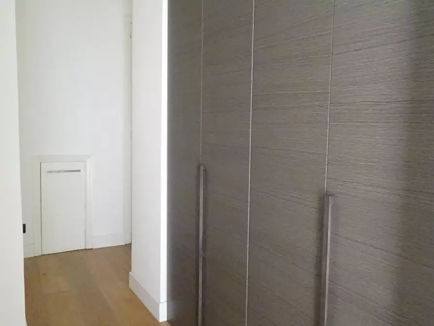 Immagine 5 di Appartamento in vendita  in Via Roma 75-83 a Siracusa