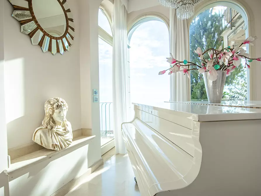 Immagine 7 di Villa in vendita  in Salita Giafari 25 a Taormina