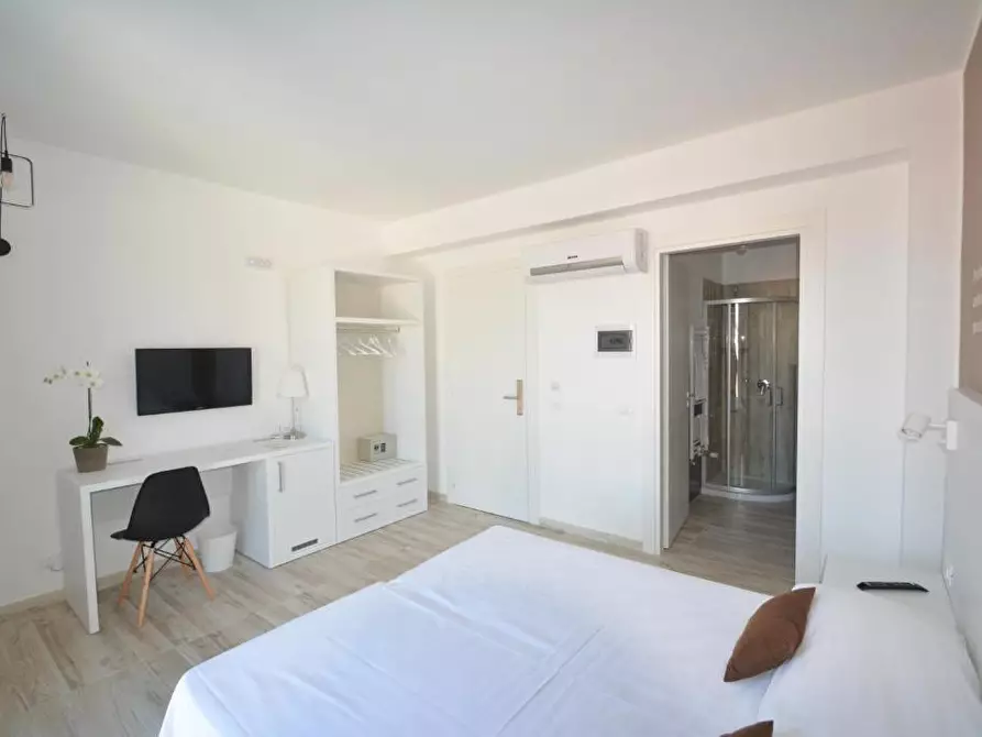 Immagine 24 di Villa in vendita  in Viale Edoardo Garrone 56 a Melilli