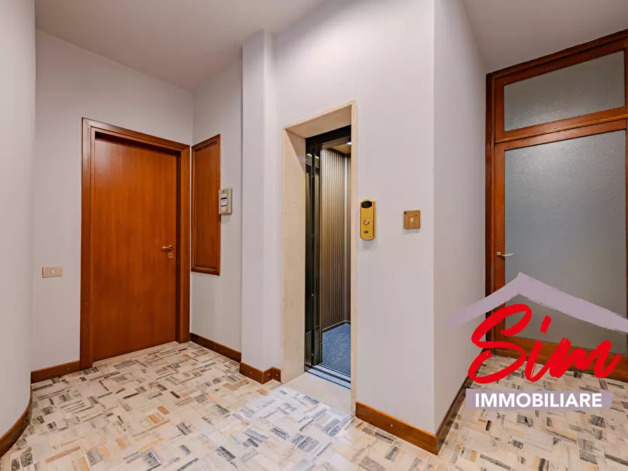 Immagine 24 di Trilocale in vendita  in via Monteverdi snc a Novara