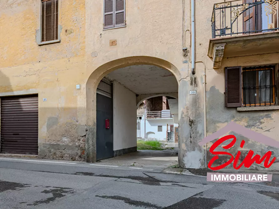 Immagine 2 di Casa semindipendente in vendita  in Via Martiri snc a Cavaglio D'agogna