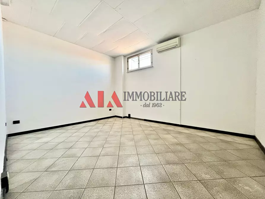 Immagine 7 di Ufficio in affitto  in Via D'acquisto Salvo a Pontedera