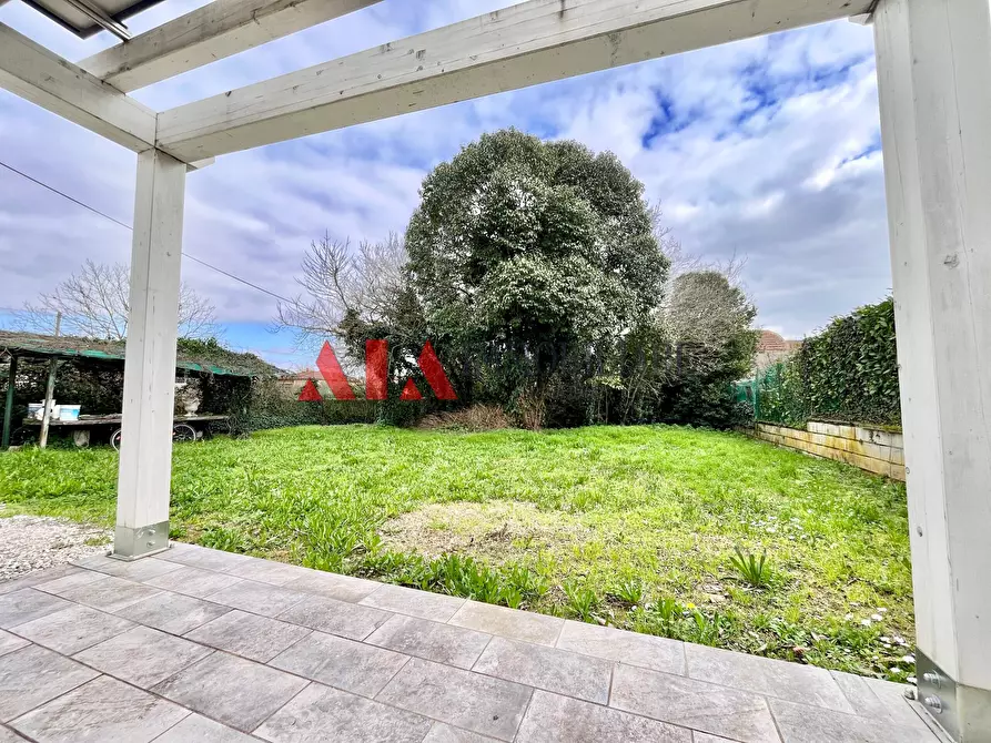 Immagine 24 di Casa indipendente in vendita  in Via Sarzanese Valdera a Buti