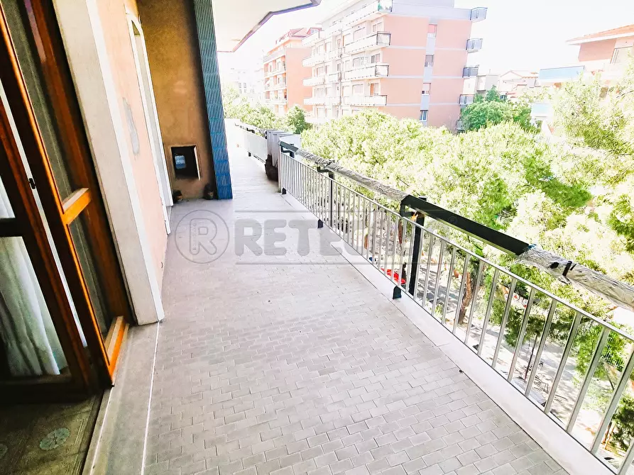 Immagine 14 di Quadrilocale in vendita  a Pescara