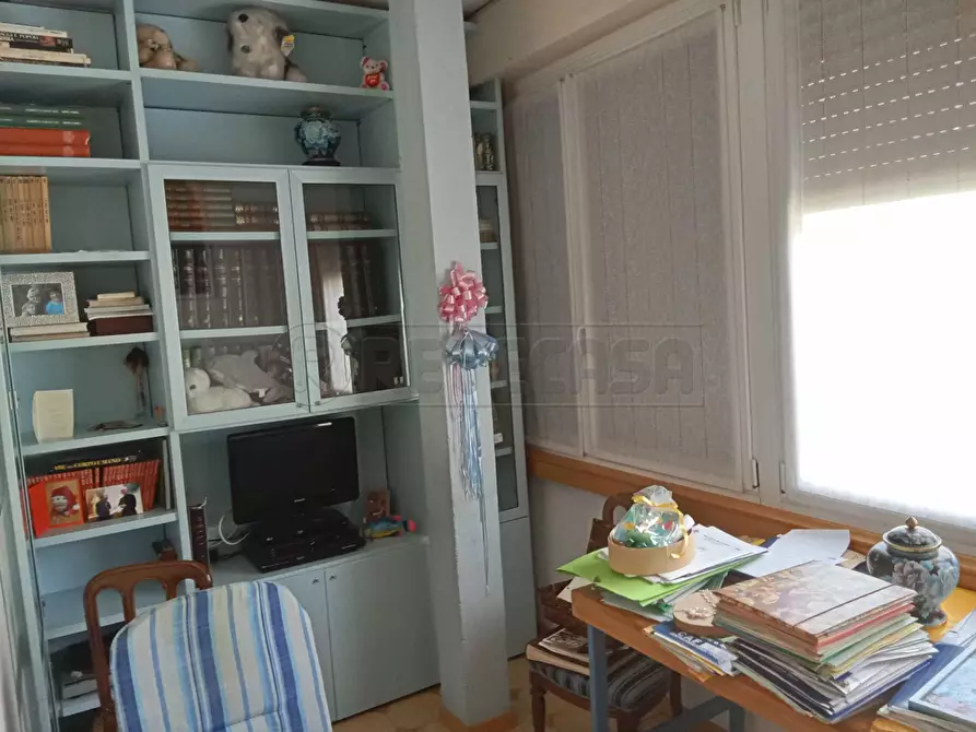 Immagine 24 di Villa in affitto  a Nembro