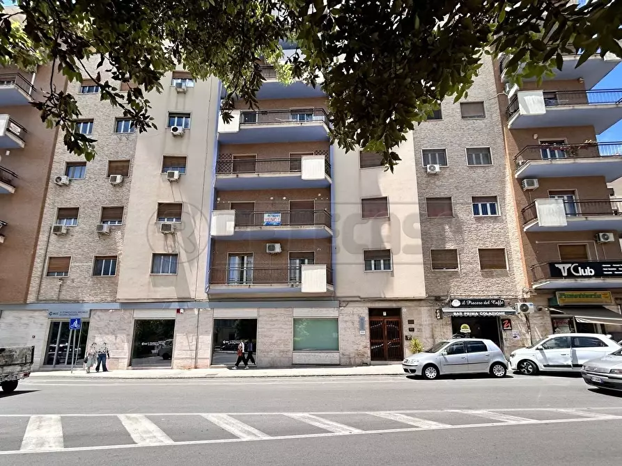 Immagine 33 di Pentalocale in vendita  in Via Libertà 12 a Caltanissetta