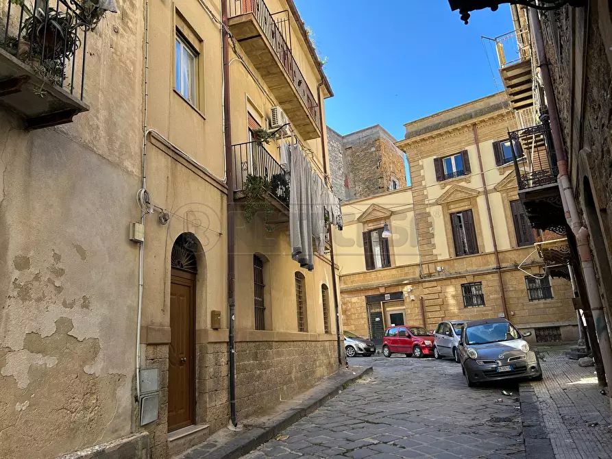 Immagine 7 di Trilocale in vendita  in via paternò 4 a Caltanissetta