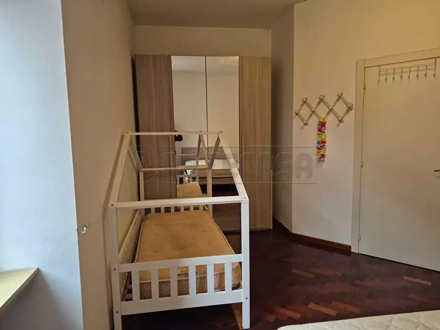 Immagine 21 di Quadrilocale in affitto  in via Tasso a Bergamo