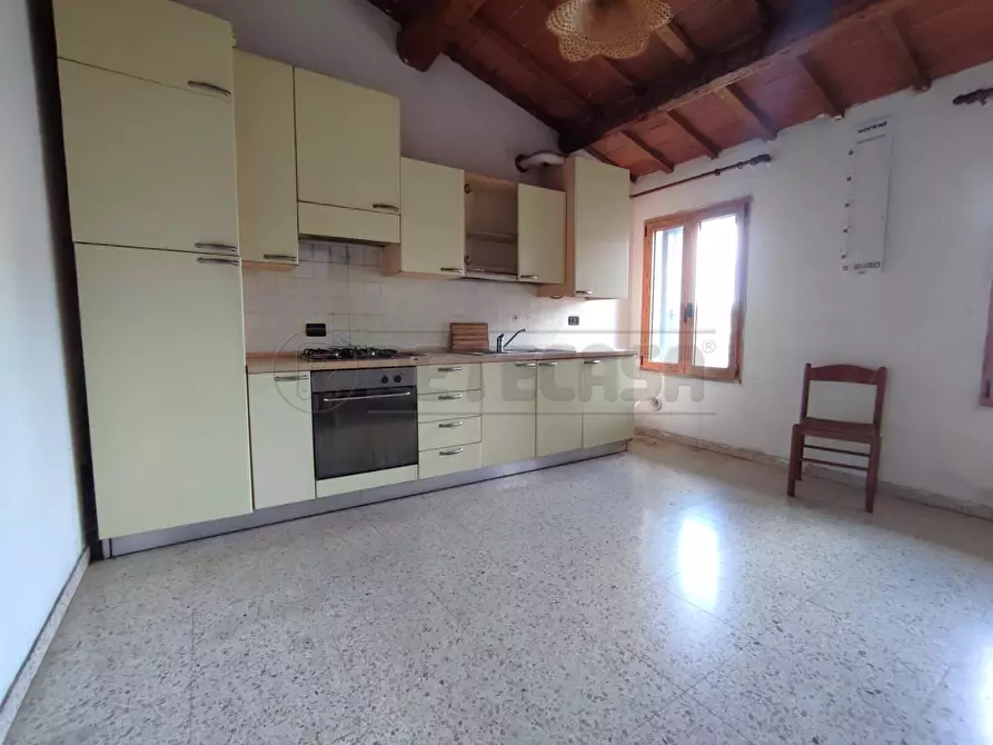 Immagine 3 di Appartamento in vendita  in Via Canova 6 a Gambellara