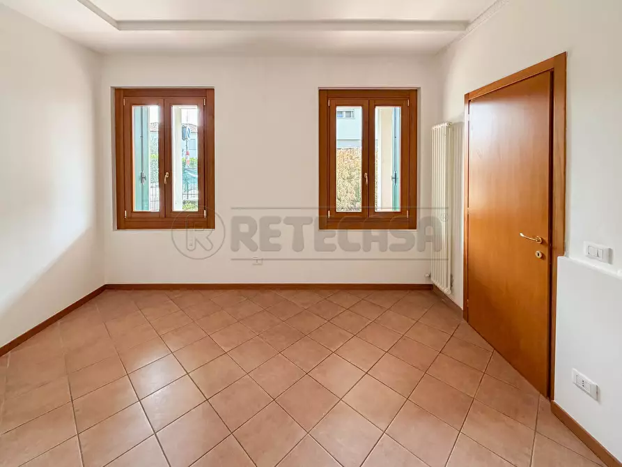 Immagine 14 di Appartamento in vendita  in Via San Nicola a Creazzo