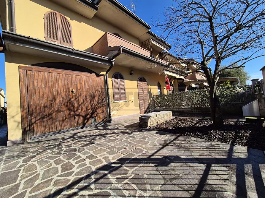 Immagine 2 di Villetta a schiera in vendita  in Via Arno a Sesto Ed Uniti