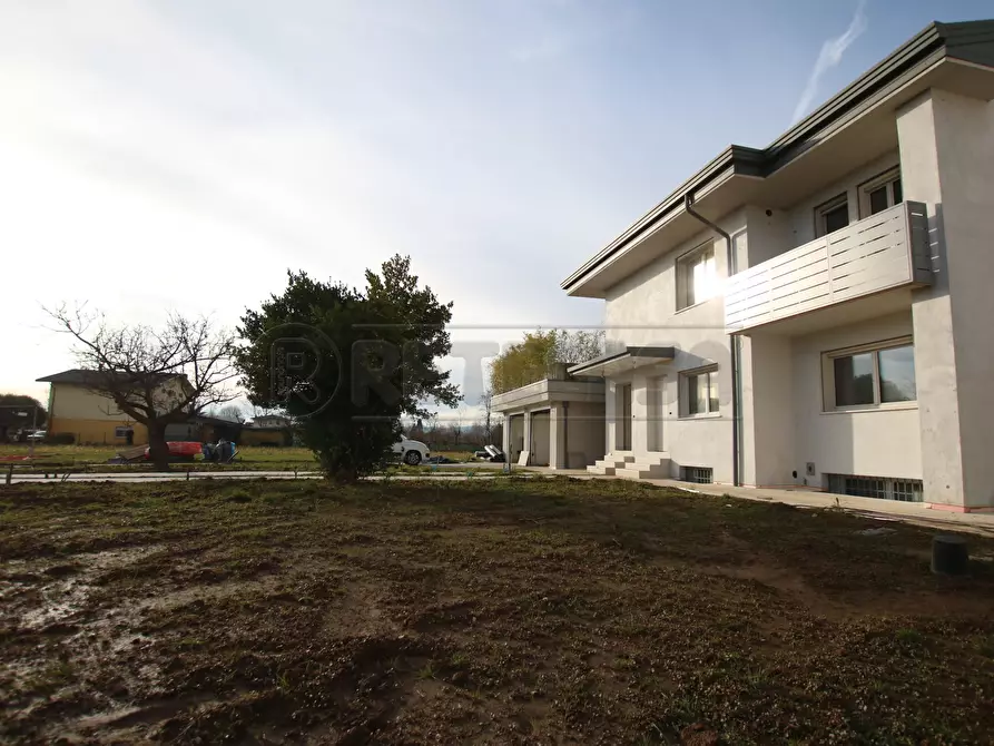 Immagine 45 di Porzione di casa in vendita  a Caldogno