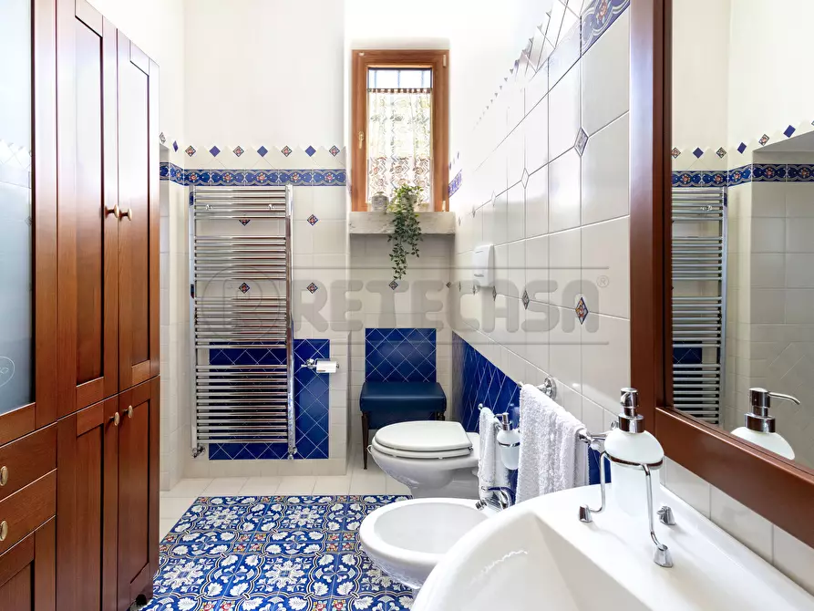 Immagine 9 di Villa in vendita  in Via Crosta 9 a Bisceglie