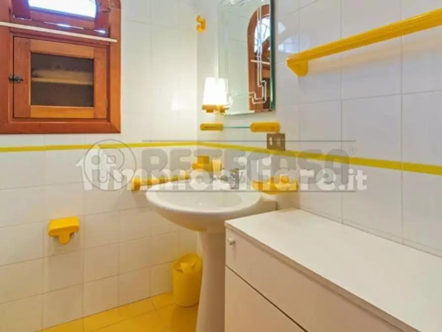 Immagine 91 di Villa in vendita  a Castellammare Del Golfo