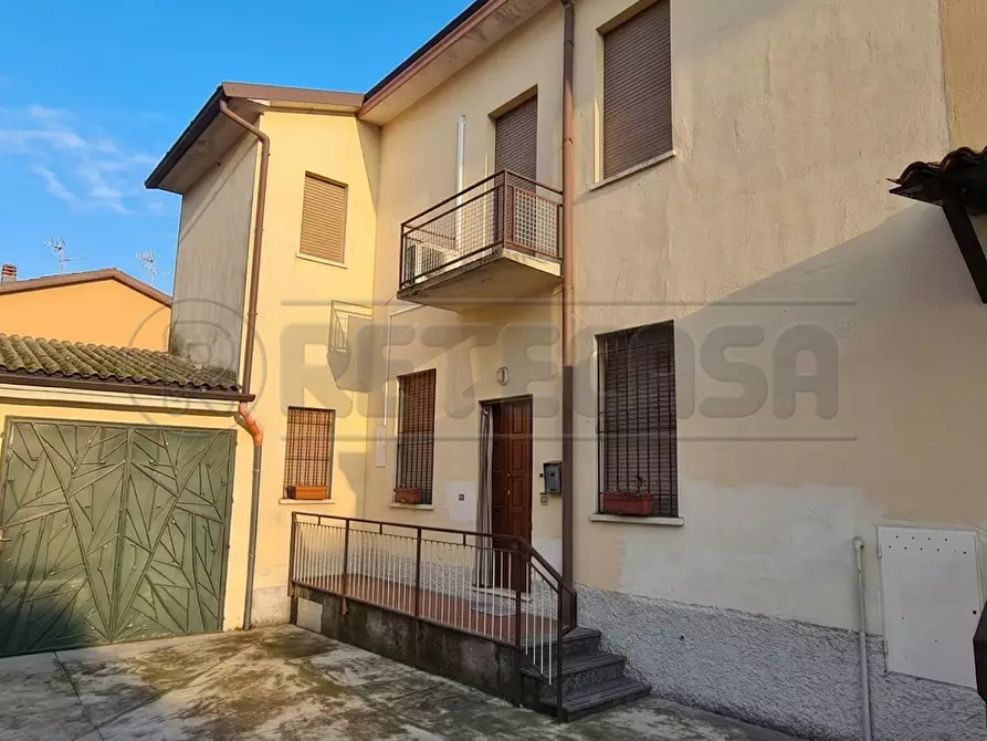 Immagine 2 di Appartamento in vendita  in Via Naviglio a Cremona