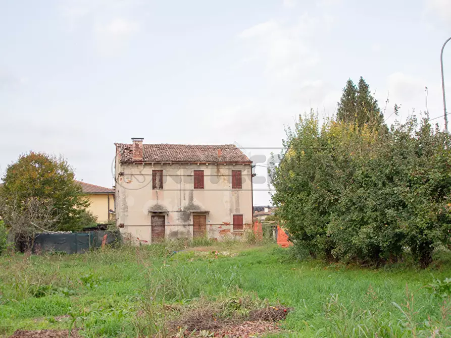 Immagine 1 di Terreno edificabile in vendita  in Via Cesare Battisti 17 a Quinto Vicentino