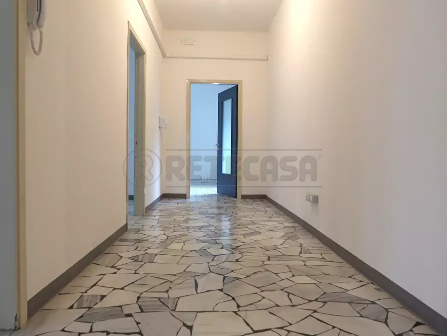 Immagine 43 di Ufficio in vendita  in Viale Milano 56 a Vicenza