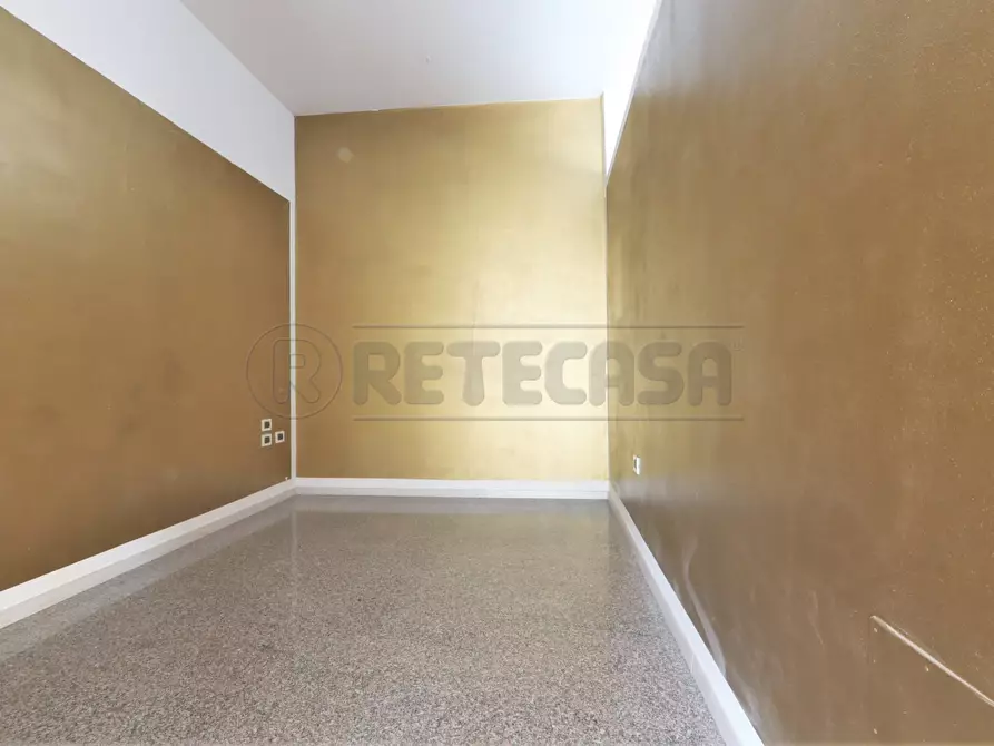 Immagine 12 di Ufficio in vendita  in Via delle Ginestre a Camisano Vicentino