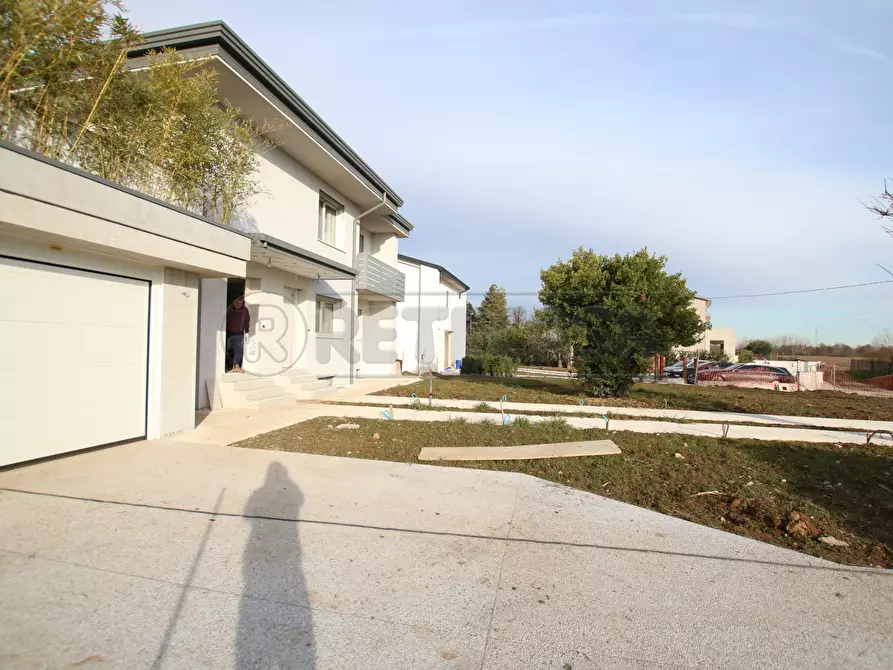 Immagine 50 di Porzione di casa in vendita  a Caldogno