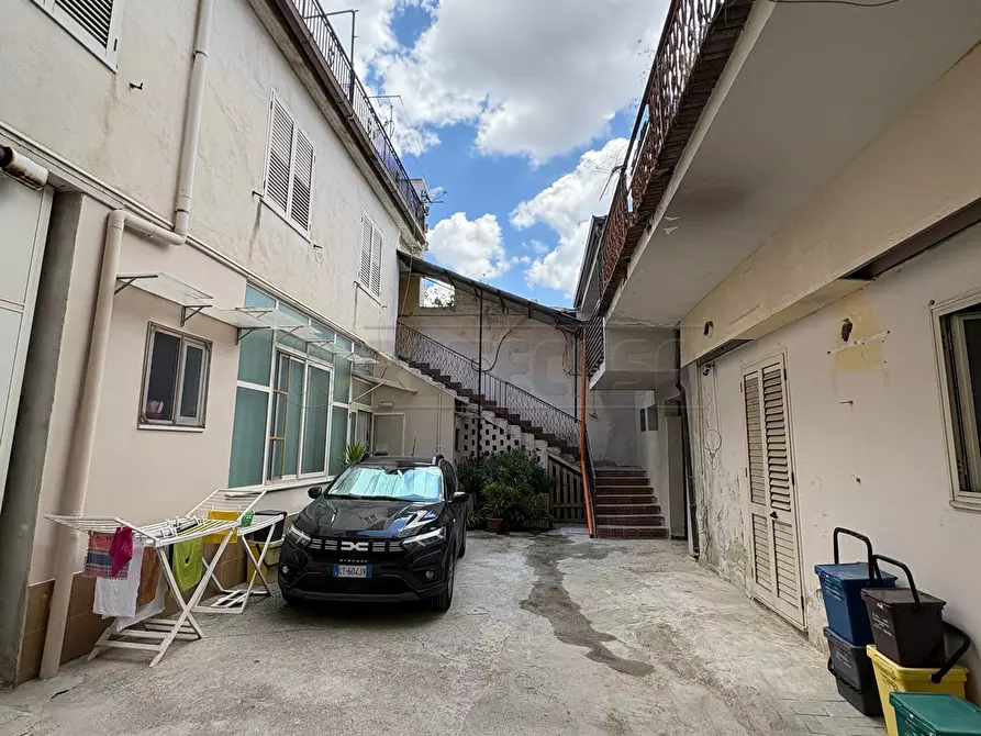 Immagine 28 di Casa semindipendente in vendita  in Via Cavour a Marcianise