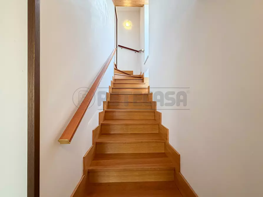 Immagine 15 di Porzione di casa in vendita  in Via Molini a Creazzo