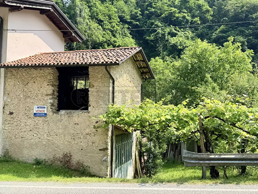 Immagine 8 di Casa semindipendente in vendita  in SP100 3 a Recoaro Terme