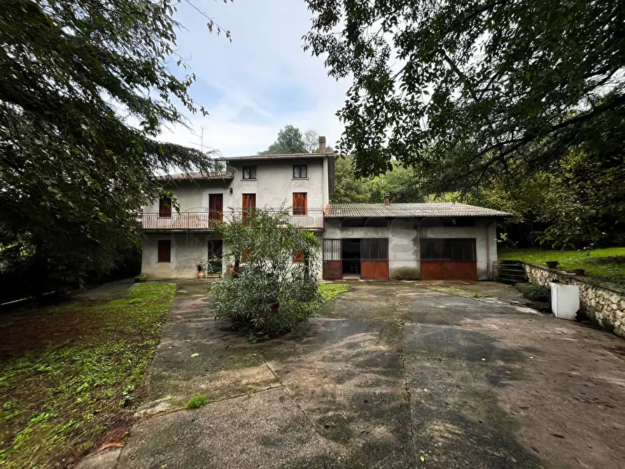 Immagine 1 di Villa in vendita  in via tovazzi a Monteviale