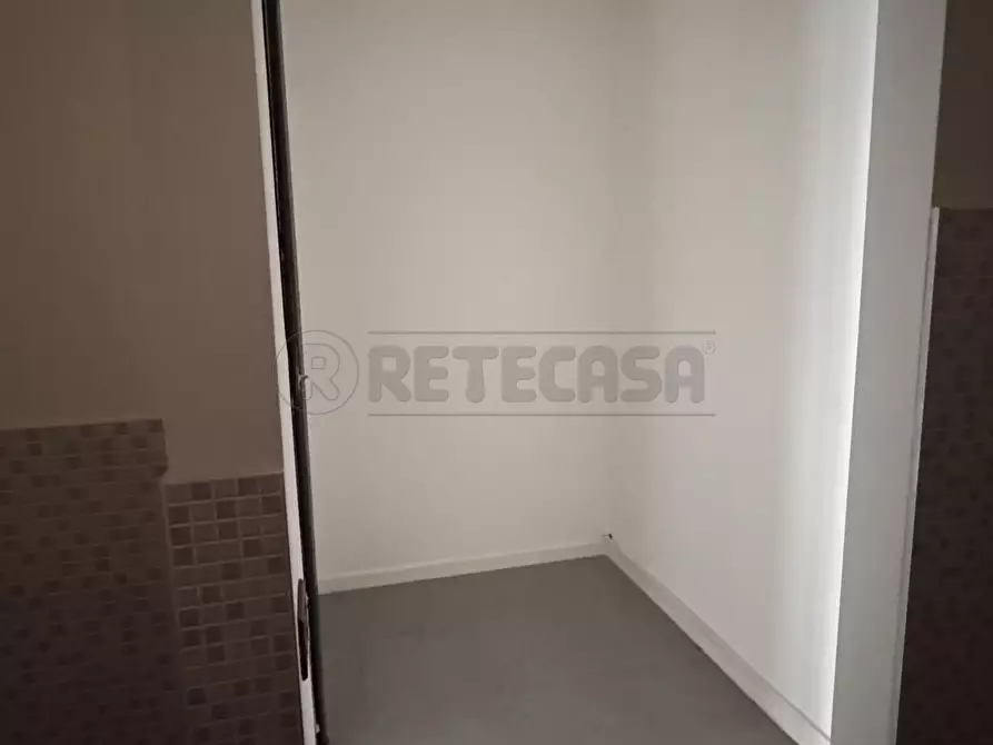 Immagine 11 di Ufficio in affitto  a Mirano